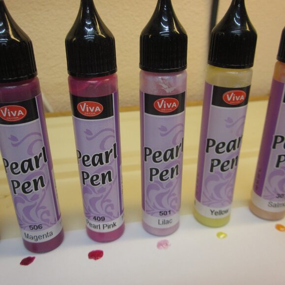 Set of 17 Viva Decor Pearl Pens Glitter Liner